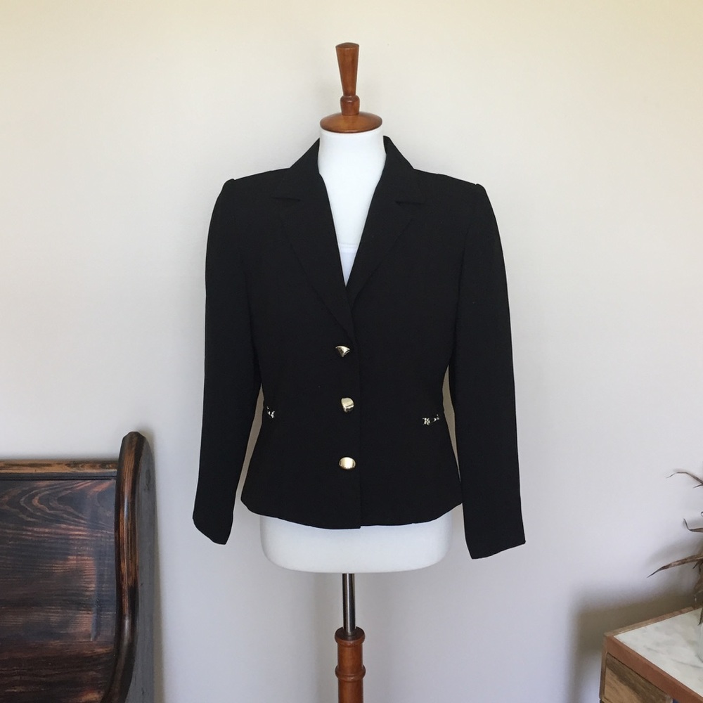 🎉 Studio I Petite Black Blazer